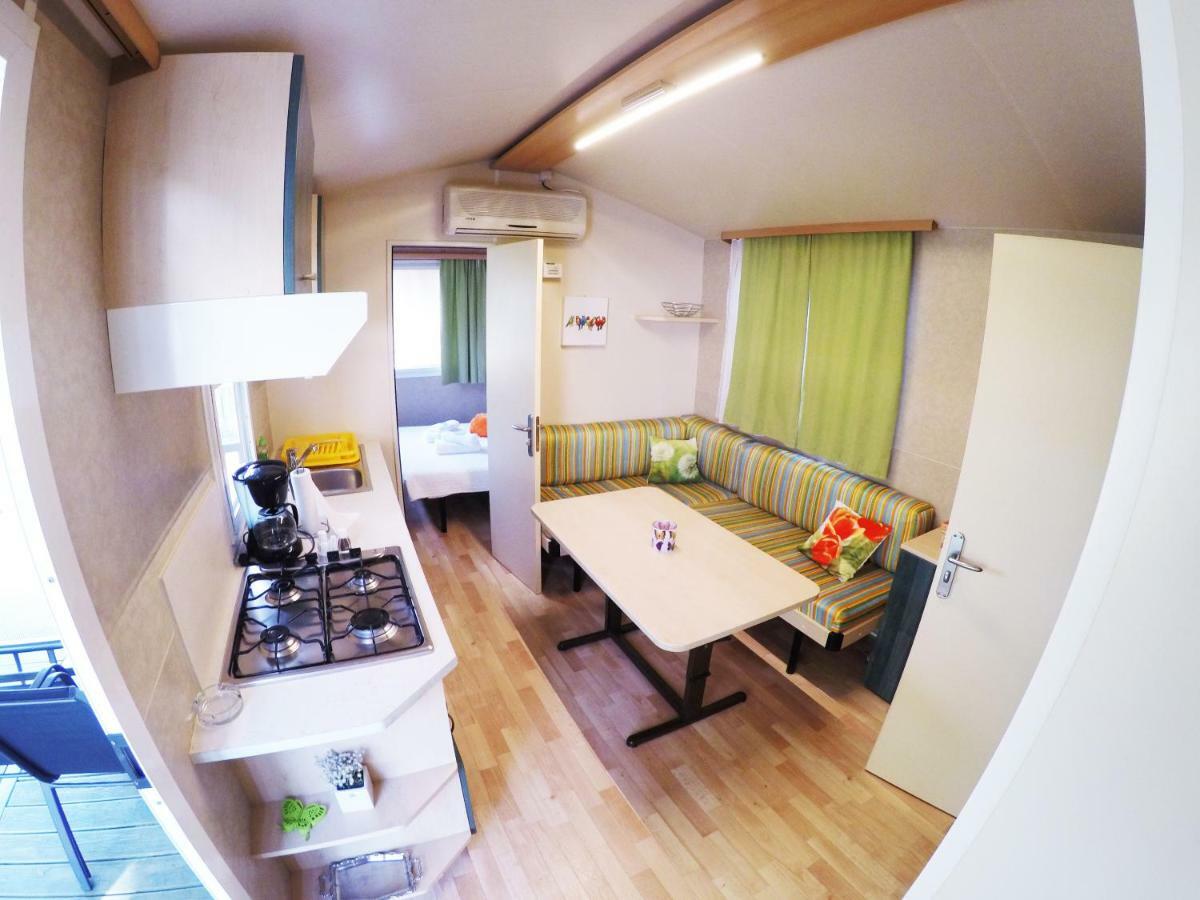 زادار Accommodation Suzy المظهر الخارجي الصورة