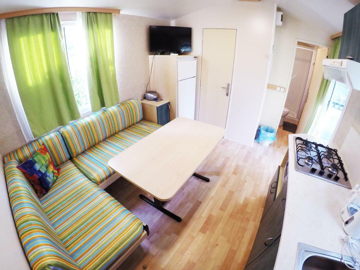 زادار Accommodation Suzy المظهر الخارجي الصورة