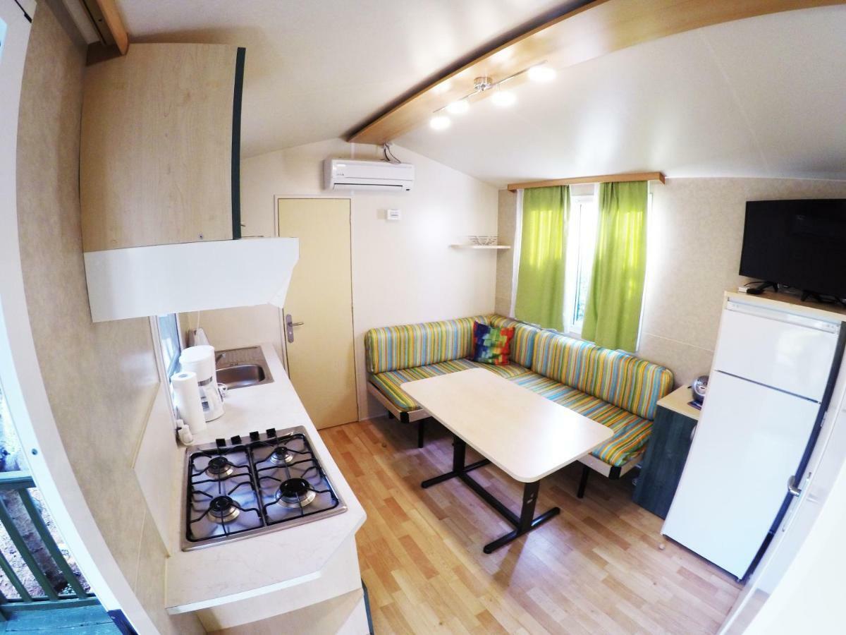 زادار Accommodation Suzy المظهر الخارجي الصورة